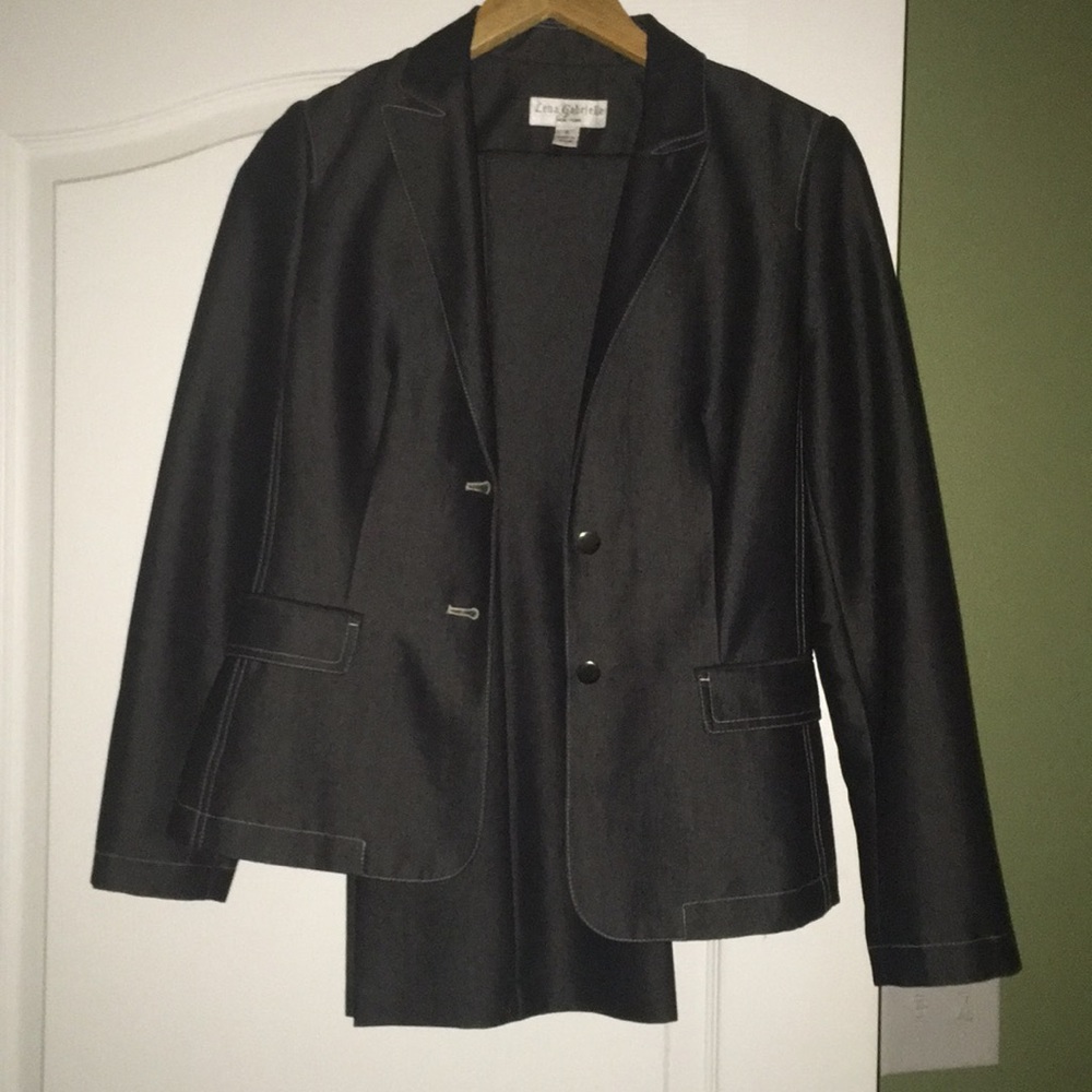 Black suit